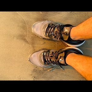 Meet your Posher, Savan